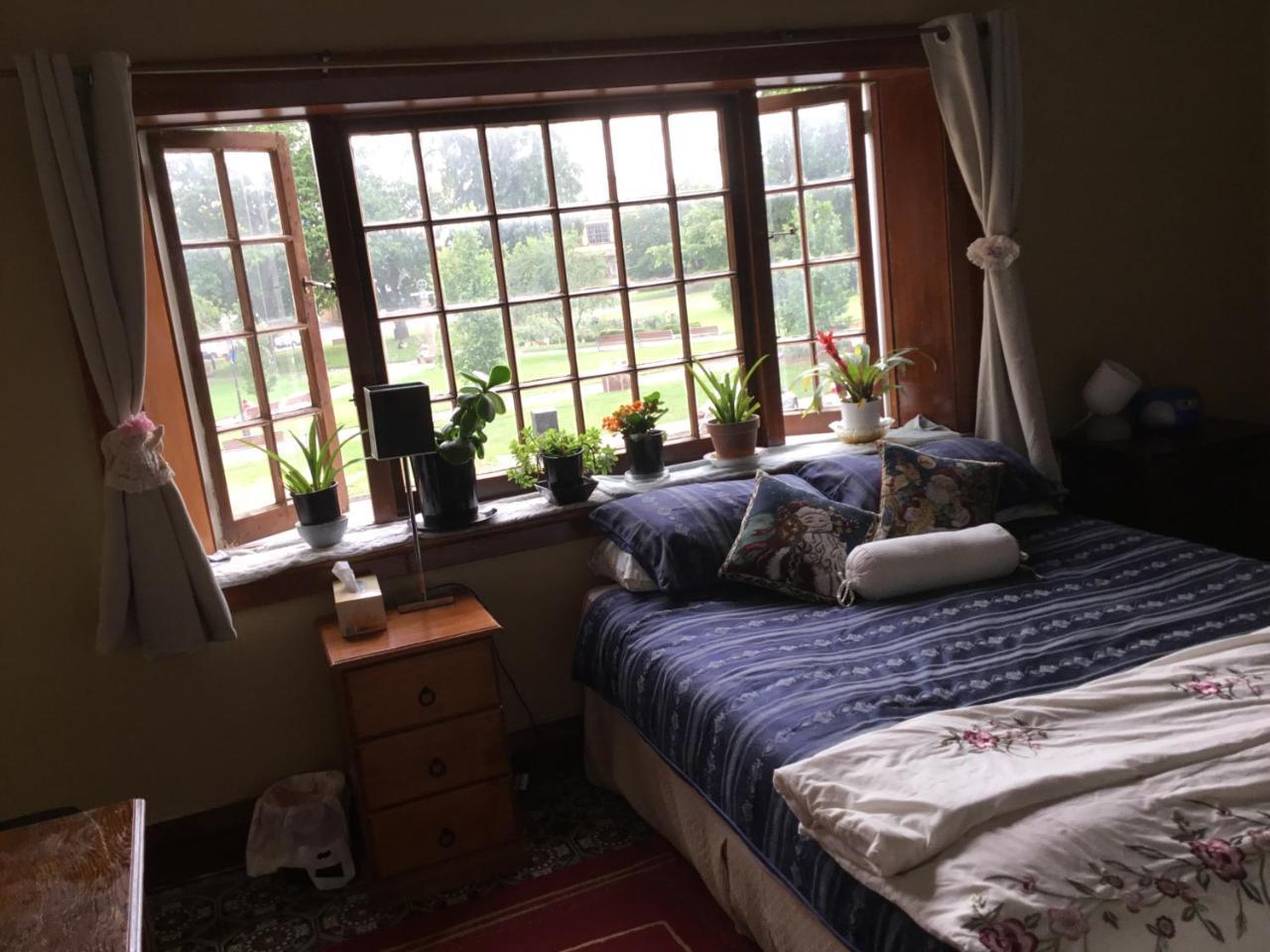 Fireside Inn Guesthouse Гоулберн Екстериор снимка