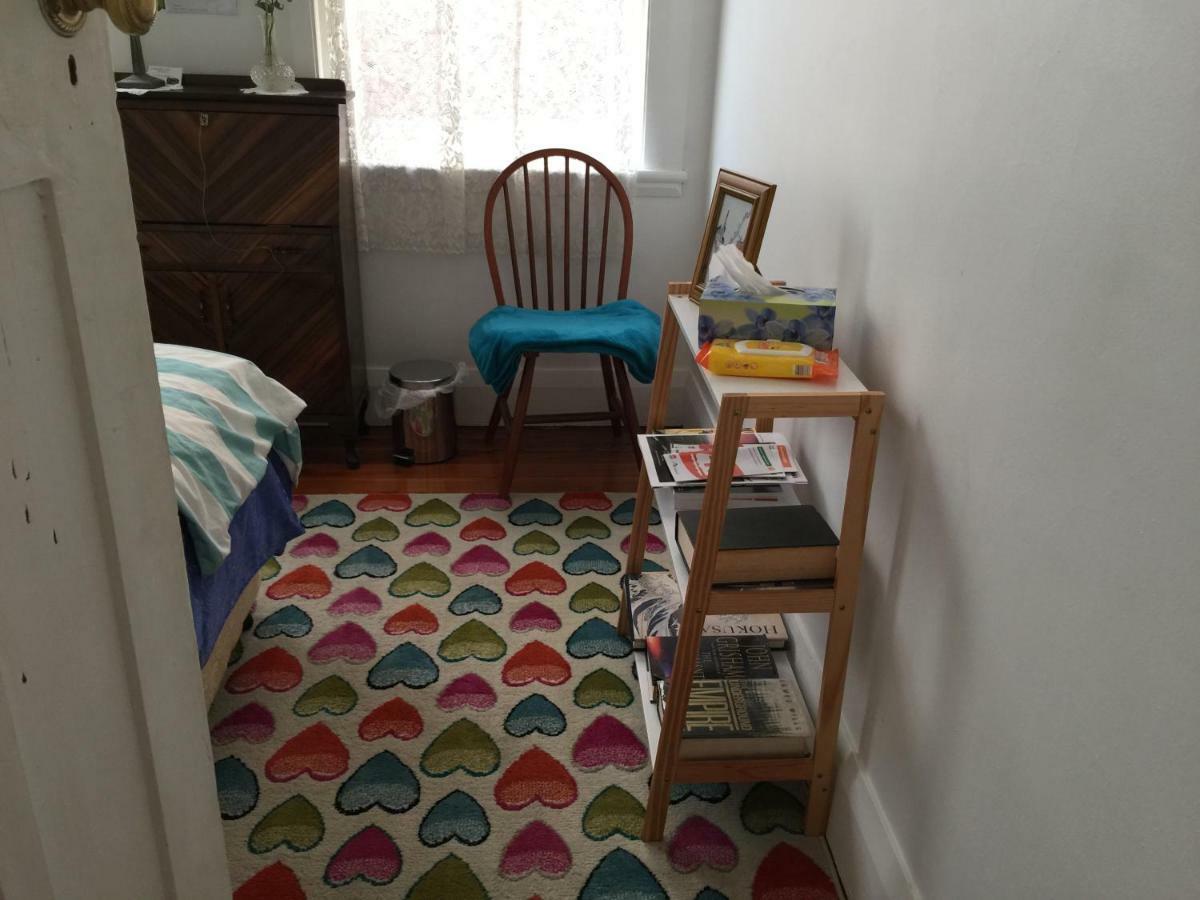 Fireside Inn Guesthouse Гоулберн Екстериор снимка
